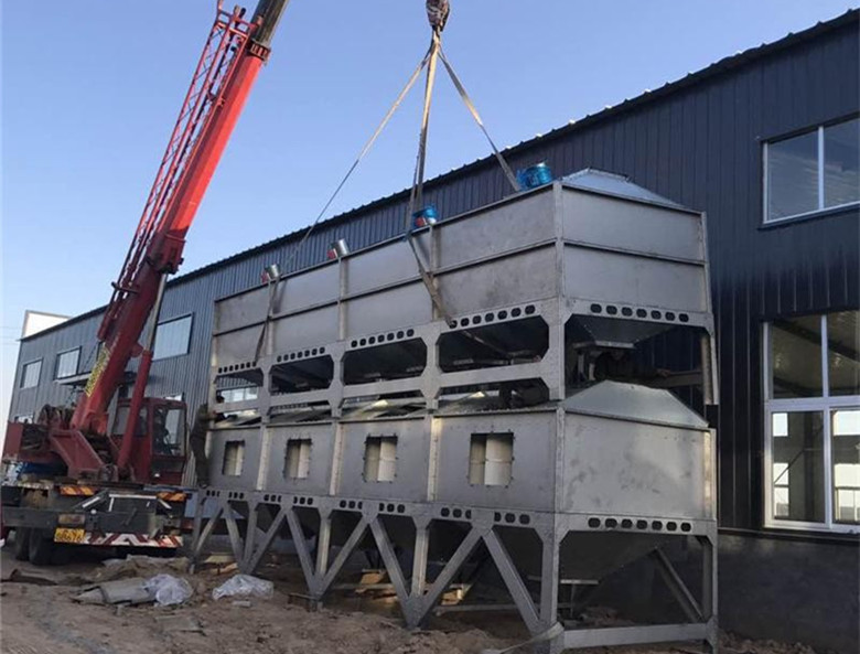 廢氣治理設(shè)備安裝現(xiàn)場(chǎng) 廢氣治理設(shè)備安裝現(xiàn)場(chǎng)